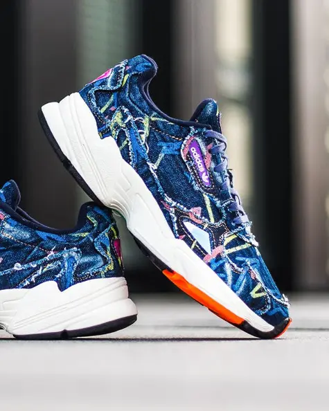 /img/cms/adidas-home-mobile.webp Adidas