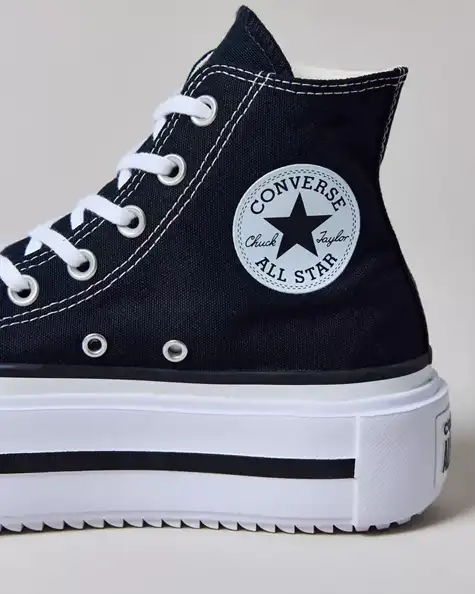 /img/cms/converse-home-mobile.webp Converse